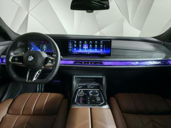 BMW 7 серии VII (G70) с пробегом 2023 года, цена 11 497 000 рублей, 15964 км, седан, Автокод Объявления
