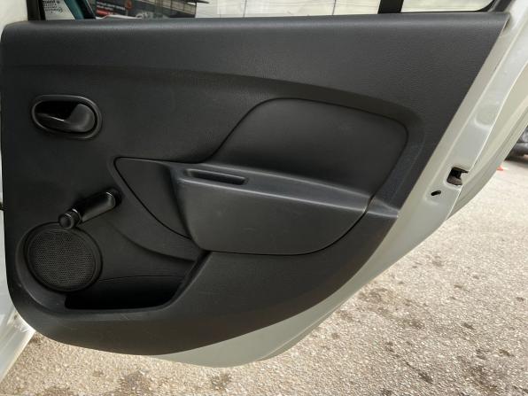 Renault Logan II с пробегом 2016 года, цена 460 999 рублей, 311202 км, седан, Автокод Объявления