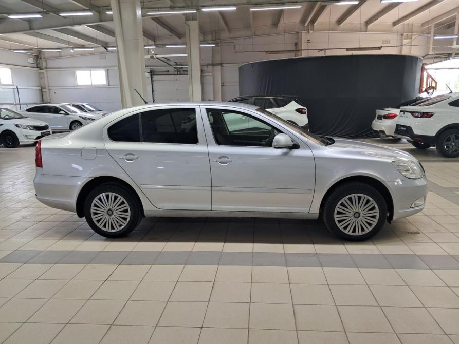 Skoda Octavia II (A5) Рестайлинг Набережные Челны  - изображение 5