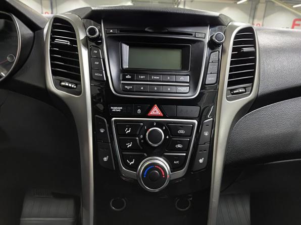 Hyundai i30 II с пробегом 2015 года, цена 1 299 000 рублей, 75758 км, хэтчбек, Автокод Объявления