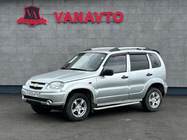 Chevrolet Niva I