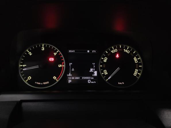 Land Rover Discovery IV Рестайлинг с пробегом 2013 года, цена 1 592 000 рублей, 234003 км, внедорожник, Автокод Объявления