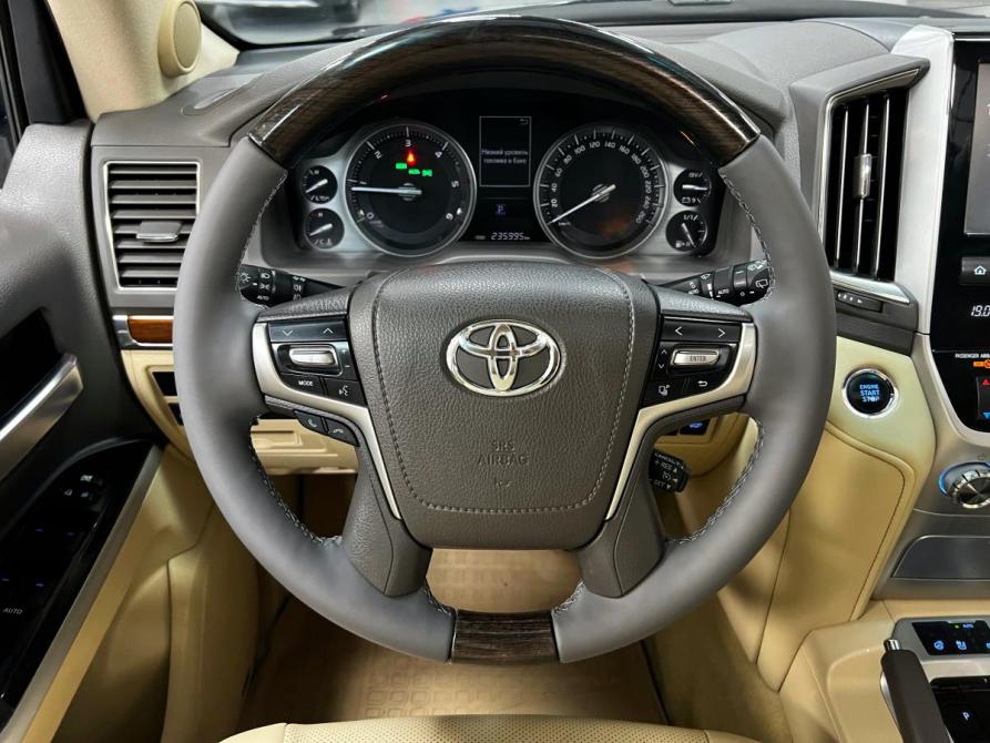 Toyota Land Cruiser 200 Series Рестайлинг 2 Казань  - изображение 25