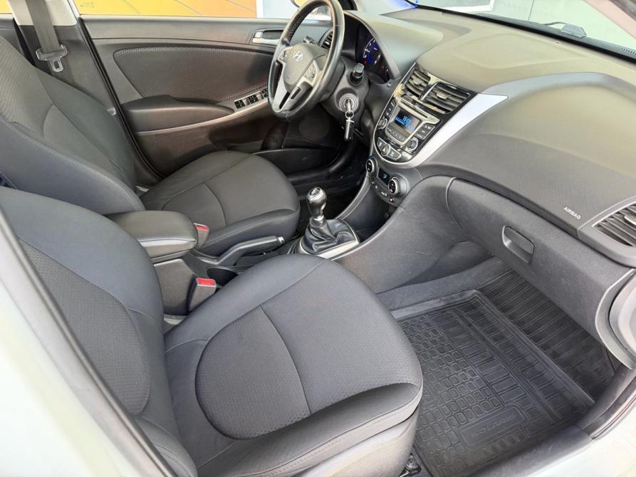 Hyundai Solaris I Рестайлинг Таганрог  - изображение 24