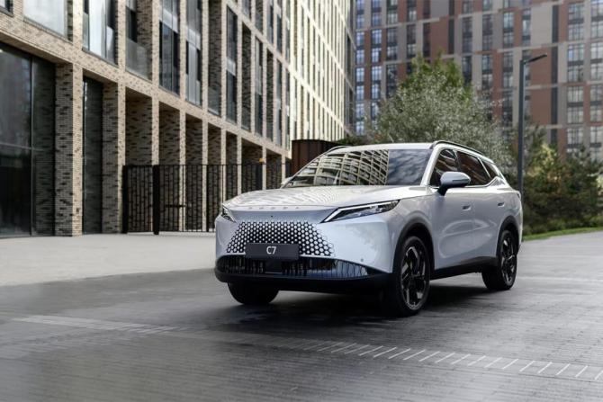 Новый Omoda C7 2026 года, цена 3 499 000 рублей, внедорожник, Автокод Объявления