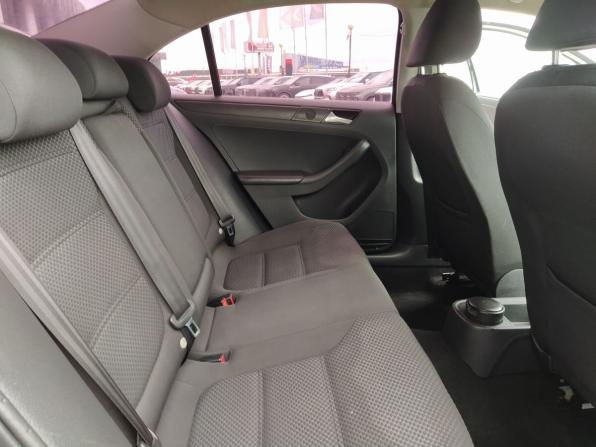 Volkswagen Jetta VI с пробегом 2014 года, цена 890 000 рублей, 180000 км, седан, Автокод Объявления