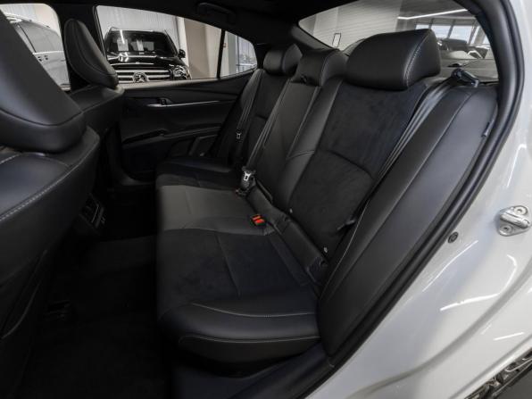 Toyota Camry IX (XV80) China Market с пробегом 2026 года, цена 4 350 000 рублей, 50 км, седан, Автокод Объявления