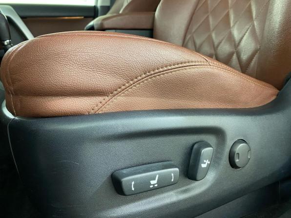 Toyota Land Cruiser Prado 150 Series Рестайлинг 1 с пробегом 2015 года, цена 2 749 000 рублей, 396599 км, внедорожник, Автокод Объявления