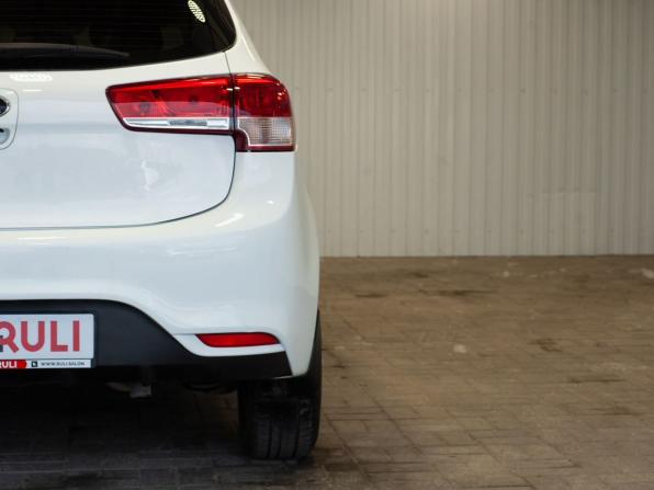 Kia Rio III Рестайлинг с пробегом 2016 года, цена 1 190 000 рублей, 137836 км, хэтчбек, Автокод Объявления