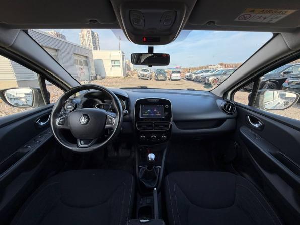 Renault Clio IV Рестайлинг с пробегом 2018 года, цена 895 000 рублей, 232000 км, хэтчбек, Автокод Объявления
