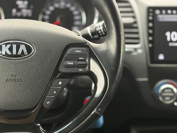 Kia Cerato III Рестайлинг (Classic) с пробегом 2018 года, цена 1 479 000 рублей, 129810 км, седан, Автокод Объявления
