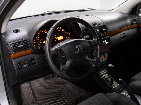 Toyota Avensis II Рестайлинг с пробегом 2008 года, цена 1 100 000 рублей, 177177 км, седан, Автокод Объявления