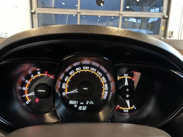 Lada (ВАЗ) Vesta I с пробегом 2021 года, цена 1 260 000 рублей, 99327 км, универсал, Автокод Объявления