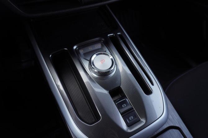 Haval Jolion I Рестайлинг с пробегом 2024 года, цена 2 250 000 рублей, 41419 км, внедорожник, Автокод Объявления