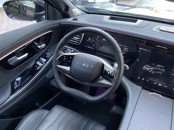 Exeed VX I Рестайлинг с пробегом 2024 года, цена 3 999 000 рублей, 10460 км, внедорожник, Автокод Объявления