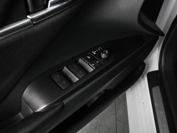 Toyota Camry VIII (XV70) Рестайлинг с пробегом 2021 года, цена 2 799 000 рублей, 83446 км, седан, Автокод Объявления