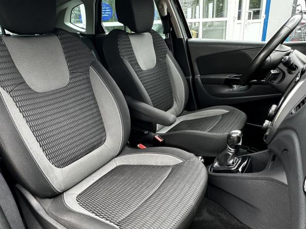 Renault Kaptur I с пробегом 2017 года, цена 1 249 000 рублей, 227169 км, внедорожник, Автокод Объявления