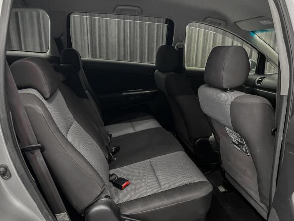 Toyota Wish I с пробегом 2003 года, цена 700 000 рублей, 220000 км, минивэн, Автокод Объявления