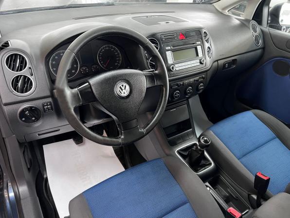 Volkswagen Golf Plus I с пробегом 2006 года, цена 595 000 рублей, 228513 км, хэтчбек, Автокод Объявления