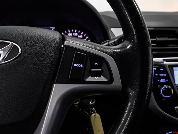 Hyundai Solaris I с пробегом 2013 года, цена 999 000 рублей, 189903 км, хэтчбек, Автокод Объявления
