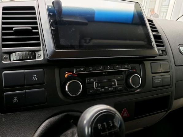 Volkswagen Caravelle T5 Рестайлинг с пробегом 2014 года, цена 1 599 000 рублей, 272000 км, минивэн, Автокод Объявления