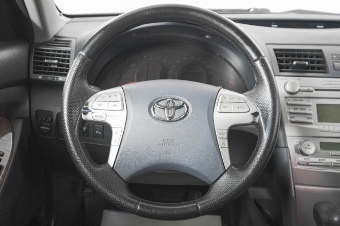 Toyota Camry VI (XV40) Рестайлинг с пробегом 2011 года, цена 999 000 рублей, 270378 км, седан, Автокод Объявления