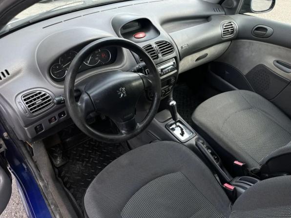 Peugeot 206 с пробегом 2005 года, цена 170 000 рублей, 100500 км, хэтчбек, Автокод Объявления