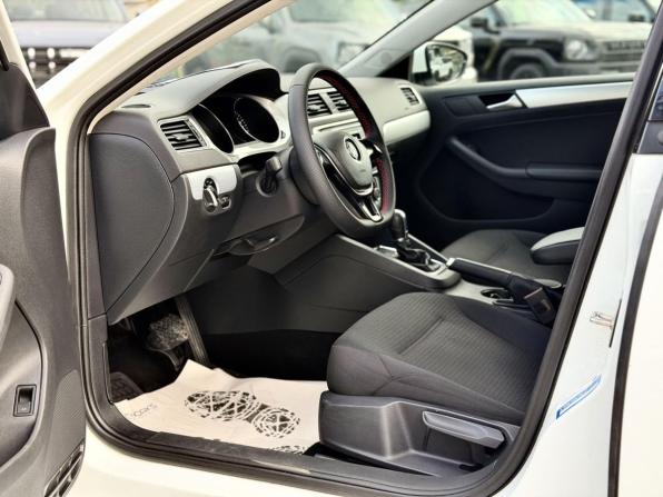 Volkswagen Jetta VI Рестайлинг с пробегом 2018 года, цена 1 329 000 рублей, 163170 км, седан, Автокод Объявления