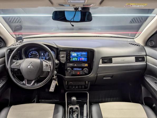 Mitsubishi Outlander III Рестайлинг 2 с пробегом 2018 года, цена 1 900 000 рублей, 71986 км, внедорожник, Автокод Объявления