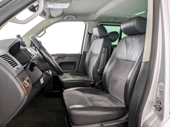 Volkswagen Multivan T5 Рестайлинг с пробегом 2010 года, цена 1 920 000 рублей, 104862 км, минивэн, Автокод Объявления