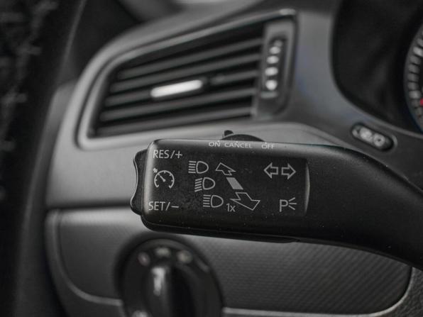 Volkswagen Jetta VI Рестайлинг с пробегом 2014 года, цена 1 180 000 рублей, 123529 км, седан, Автокод Объявления