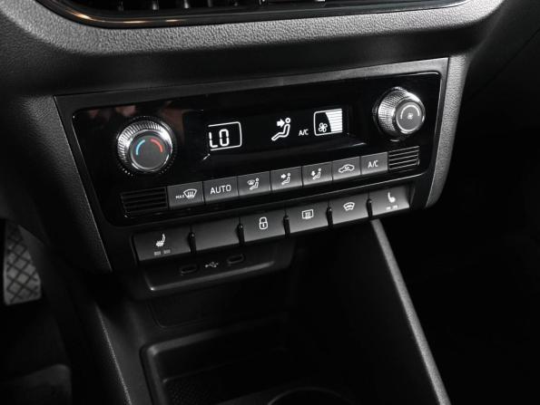 Skoda Rapid II с пробегом 2021 года, цена 1 629 000 рублей, 109089 км, лифтбек, Автокод Объявления