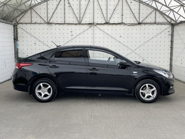 Hyundai Solaris II с пробегом 2019 года, цена 1 350 000 рублей, 104233 км, седан, Автокод Объявления
