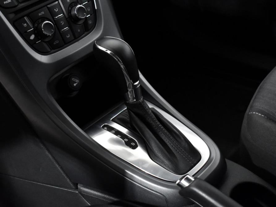 Opel Astra J Рестайлинг Санкт-Петербург  - изображение 12