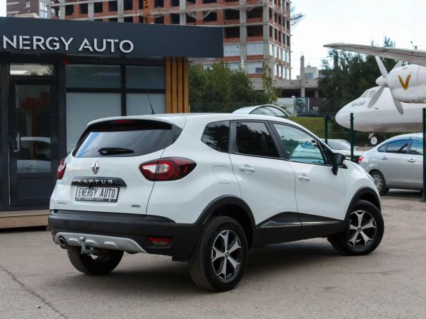 Renault Kaptur I с пробегом 2017 года, цена 1 366 000 рублей, 188994 км, внедорожник, Автокод Объявления