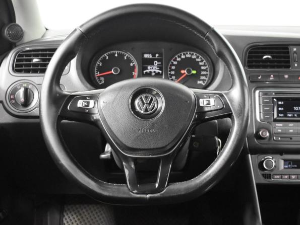 Volkswagen Polo V Рестайлинг с пробегом 2017 года, цена 770 200 рублей, 184725 км, седан, Автокод Объявления