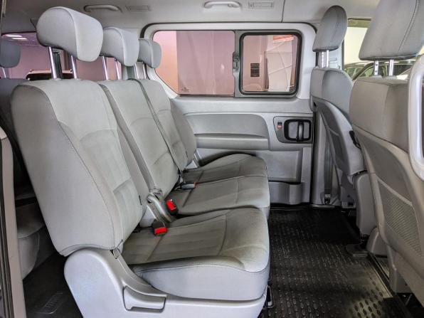 Hyundai H-1 II с пробегом 2014 года, цена 2 179 500 рублей, 130000 км, минивэн, Автокод Объявления