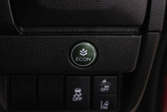 Honda Fit III Рестайлинг с пробегом 2019 года, цена 1 199 000 рублей, 106000 км, хэтчбек, Автокод Объявления