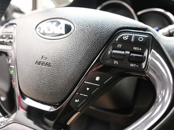 Kia Ceed II с пробегом 2012 года, цена 1 249 000 рублей, 198829 км, хэтчбек, Автокод Объявления