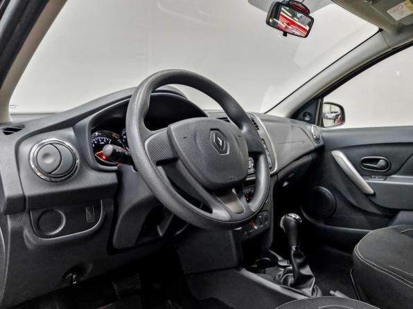 Renault Logan II с пробегом 2017 года, цена 980 000 рублей, 52500 км, седан, Автокод Объявления