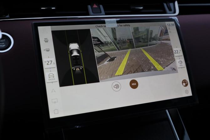 Land Rover Range Rover Evoque II Рестайлинг с пробегом 2025 года, цена 5 990 000 рублей, 21 км, внедорожник, Автокод Объявления