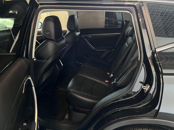 Geely Atlas Pro с пробегом 2023 года, цена 1 920 000 рублей, 82398 км, внедорожник, Автокод Объявления