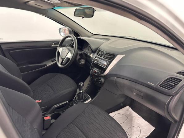 Hyundai Solaris I Рестайлинг с пробегом 2016 года, цена 601 000 рублей, 199000 км, седан, Автокод Объявления