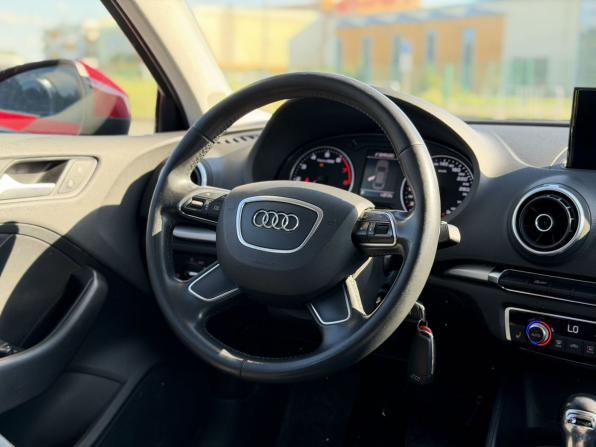 Audi A3 III (8V) с пробегом 2015 года, цена 1 270 000 рублей, 171243 км, седан, Автокод Объявления