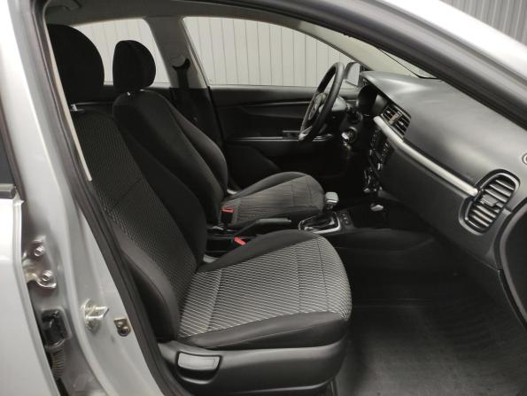Kia Rio IV с пробегом 2017 года, цена 930 000 рублей, 288148 км, седан, Автокод Объявления