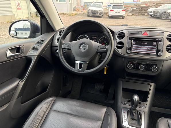 Volkswagen Tiguan I с пробегом 2010 года, цена 895 000 рублей, 269410 км, внедорожник, Автокод Объявления