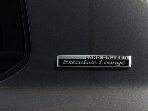 Toyota Land Cruiser 200 Series Рестайлинг 2 с пробегом 2019 года, цена 8 549 000 рублей, 82440 км, внедорожник, Автокод Объявления