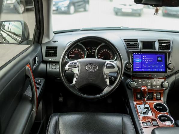 Toyota Highlander II (XU40) Рестайлинг с пробегом 2012 года, цена 1 899 000 рублей, 227230 км, внедорожник, Автокод Объявления