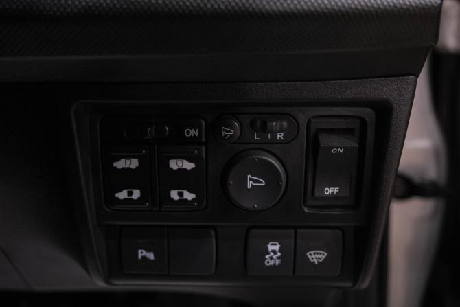 Honda Freed I Рестайлинг с пробегом 2013 года, цена 1 139 000 рублей, 201000 км, компактвэн, Автокод Объявления