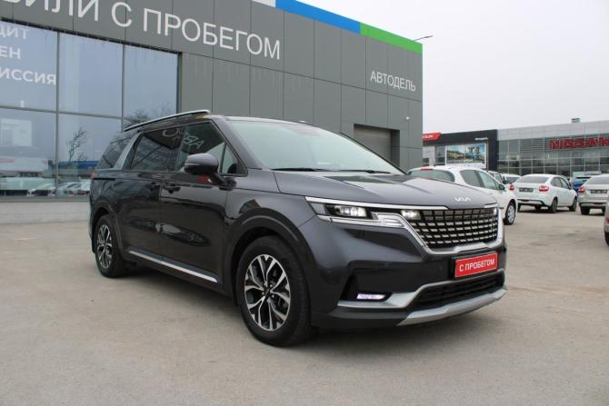 Kia Carnival IV Рестайлинг с пробегом 2023 года, цена 4 529 000 рублей, 46702 км, минивэн, Автокод Объявления